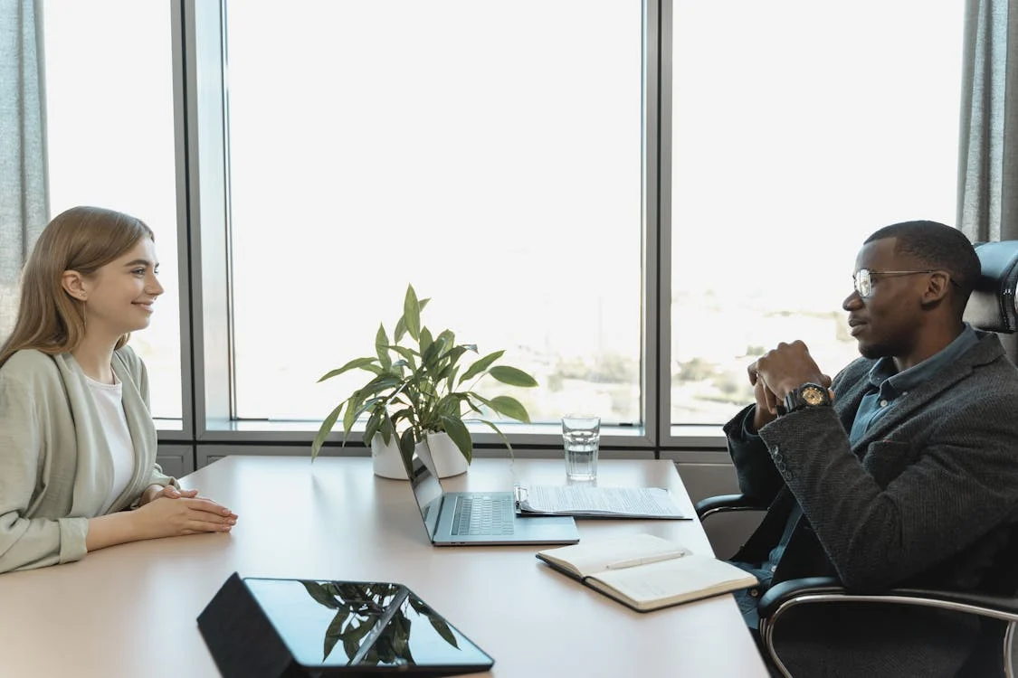 L’entretien de mi-carrière : un levier stratégique pour les employeurs ?